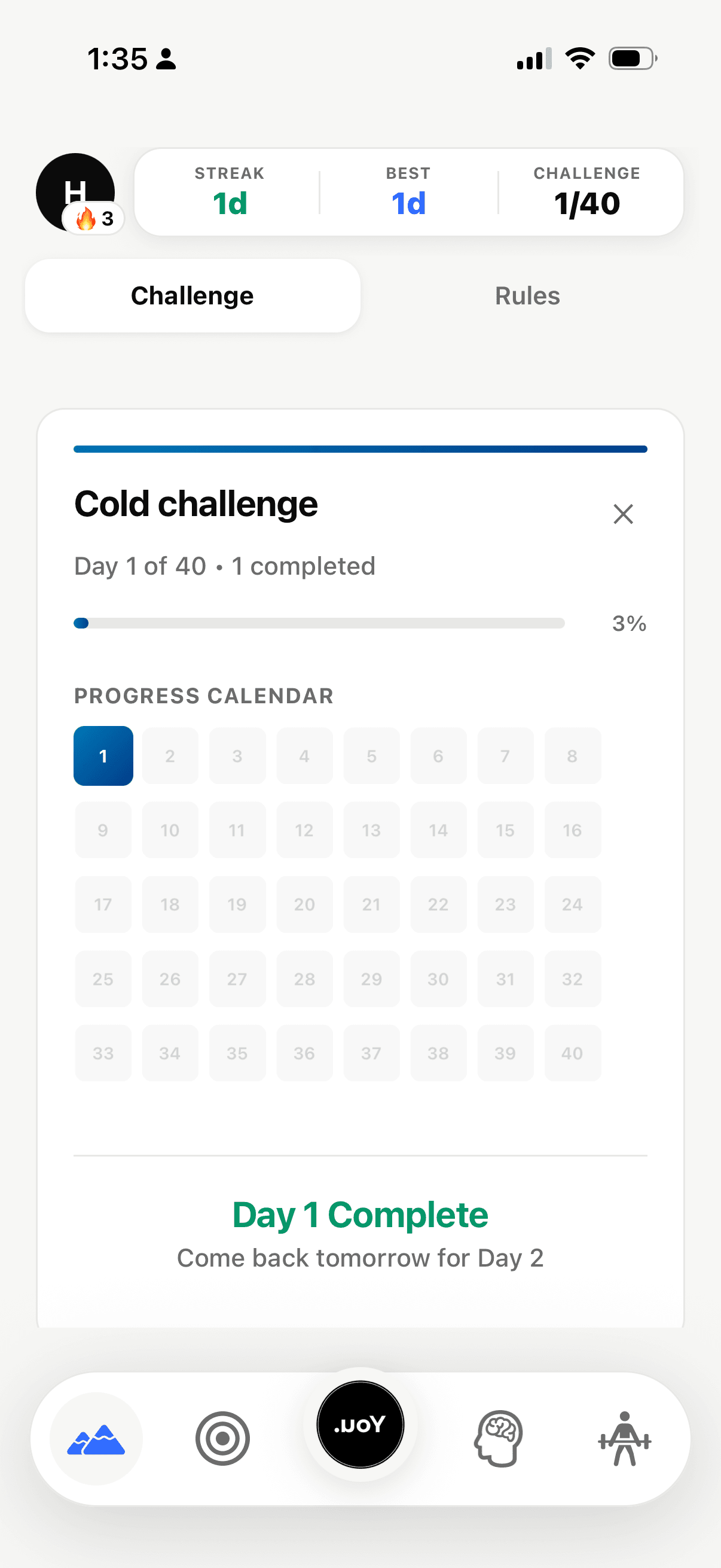 Challenge tracker showing 40-day cold challenge with progress calendar